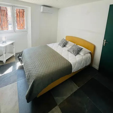 Maison De Chateau Gombert * مارسيليا